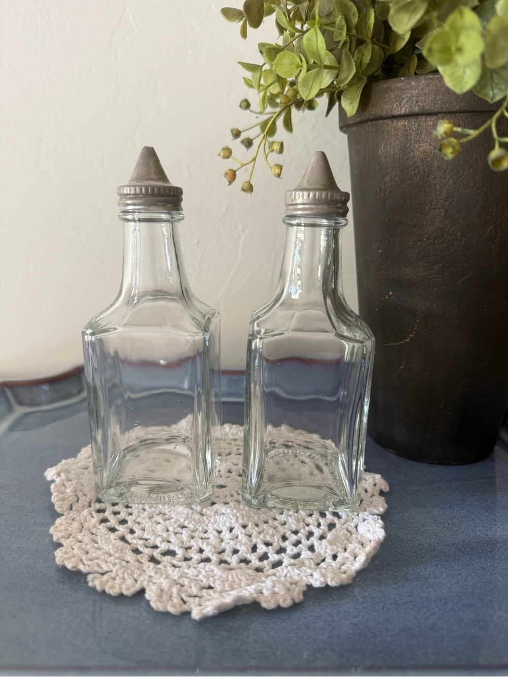 Vintage Medco NYC Clear Glass Oil & Vinegar Cruet Bottles – Pair